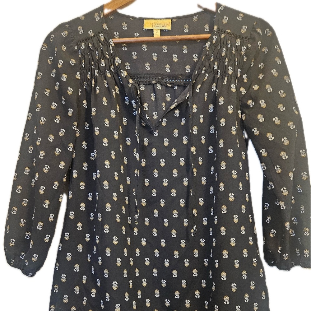 Princess Vera Wang Blouse Womens S Black Floral Tunic V-Neck Crochet Polyester